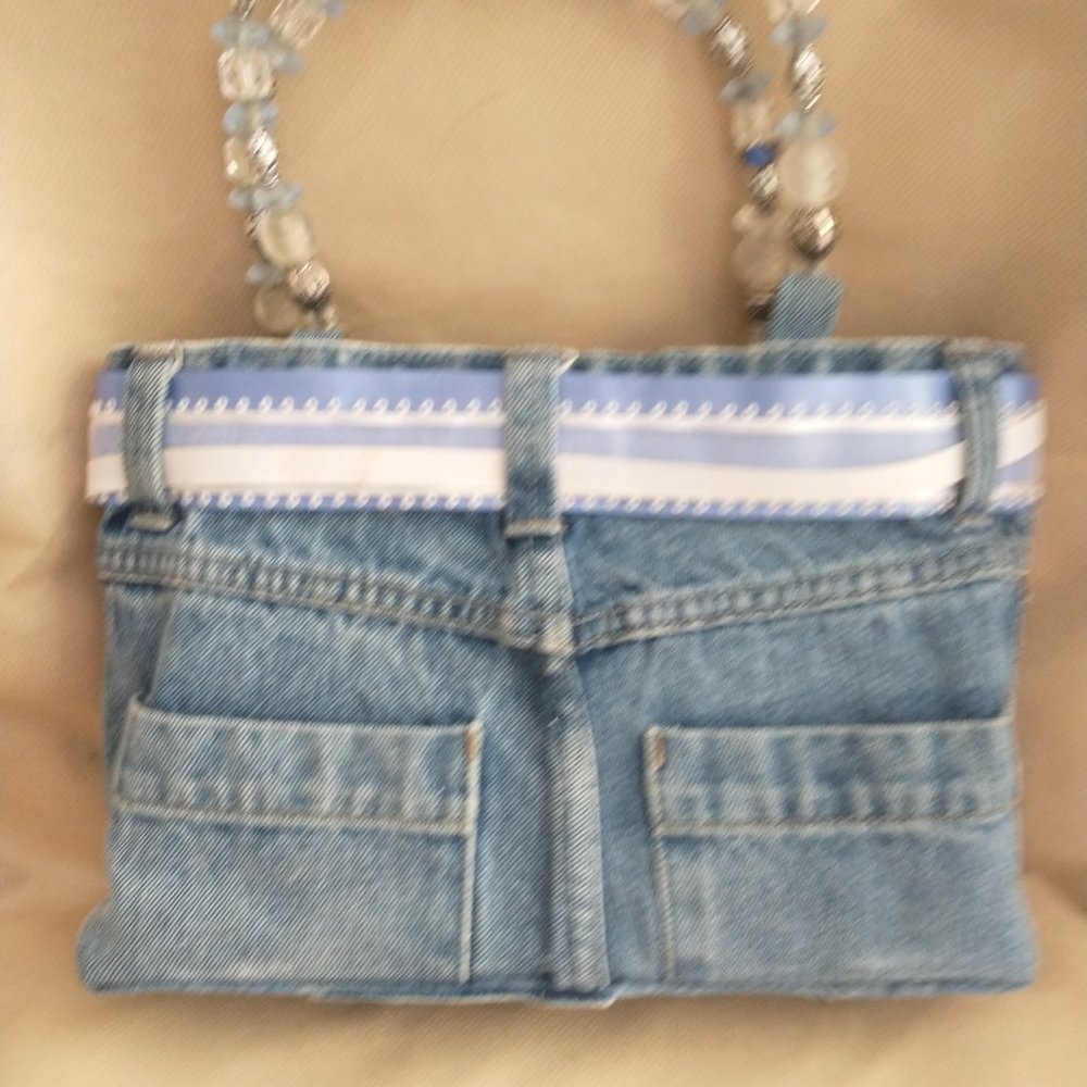 Handbag - Picture 2 of 3